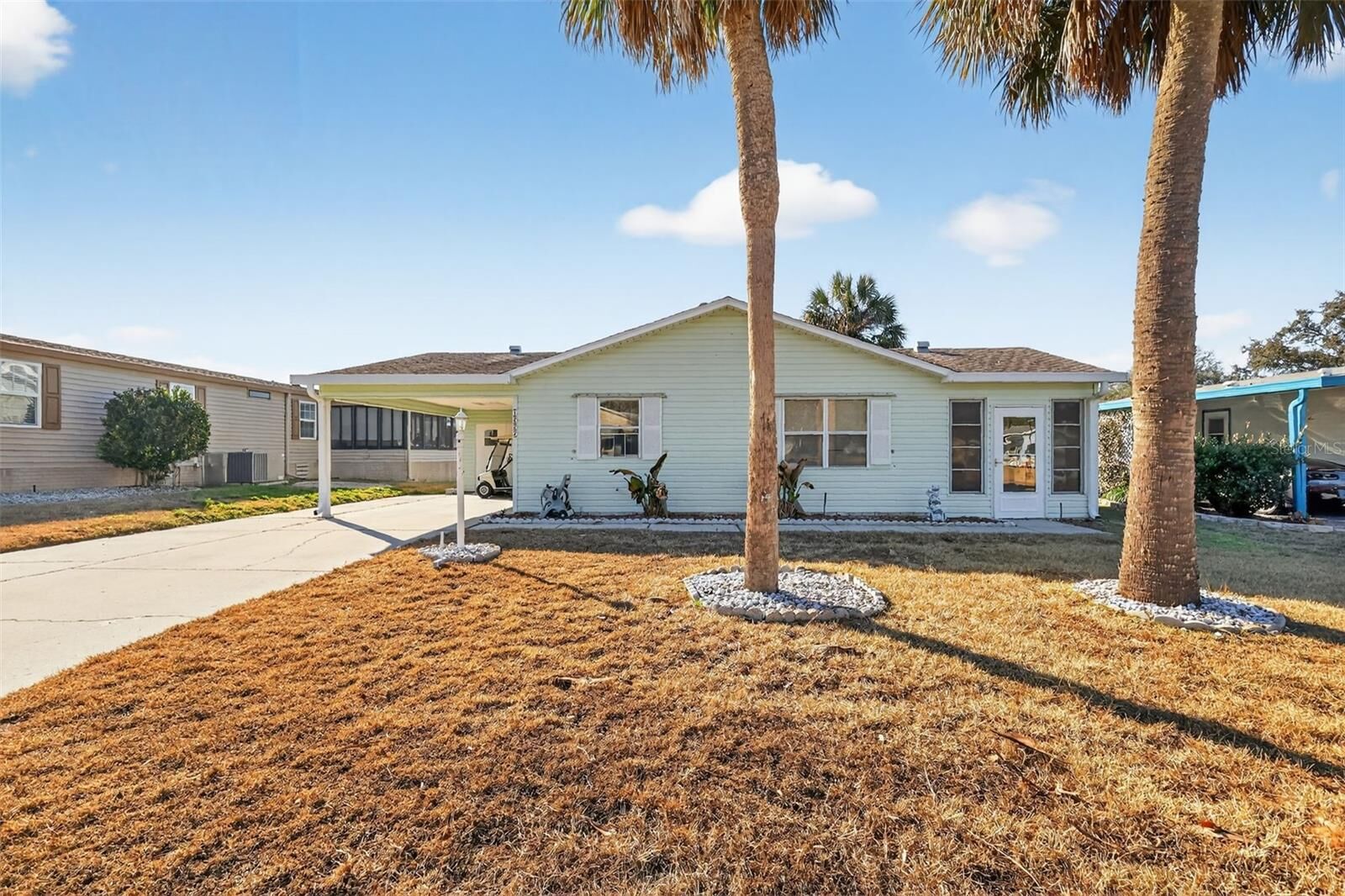 Property Photo:  1222 Palmetto Drive  FL 32159 