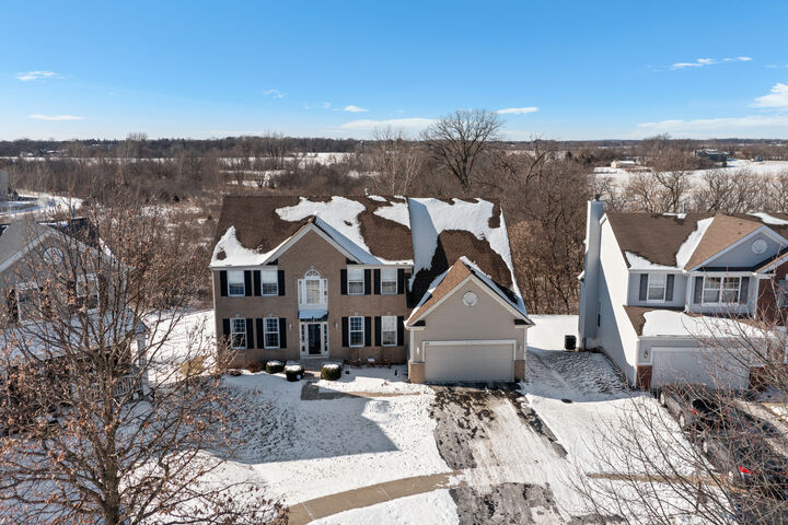 Property Photo:  69 Telluride Court  IL 60136 