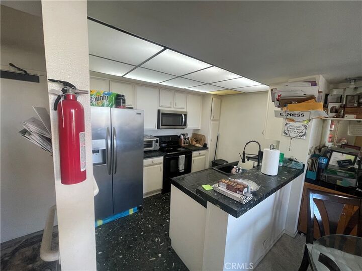 Property Photo:  10535 Wilshire Blvd 1002  CA 90024 