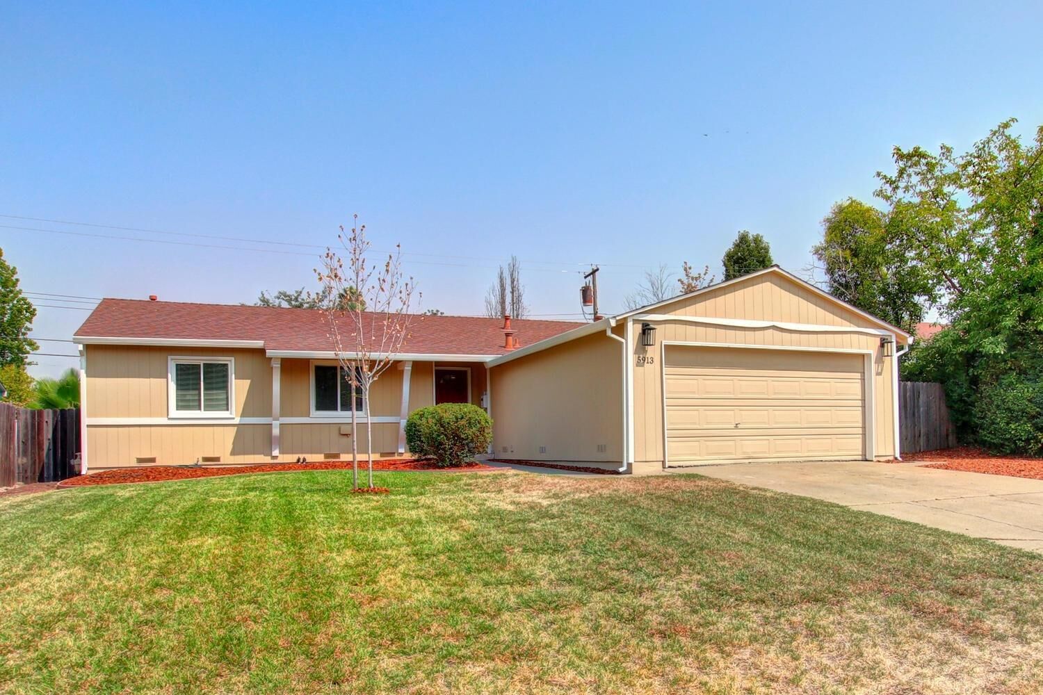 Property Photo:  5913 Ashworth Way  CA 95608 
