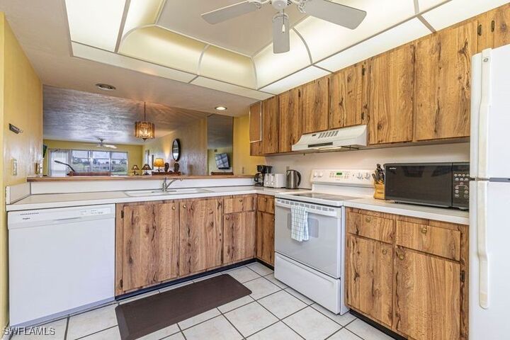 Property Photo: 3832 Snowflake Lane 1207 FL 34112