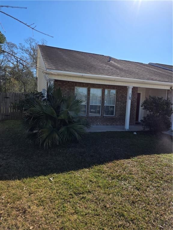 Property Photo:  1000 Clairise Court  LA 70461 