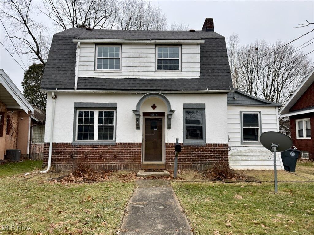 Property Photo:  1578 Pilgrim Street  OH 44305 