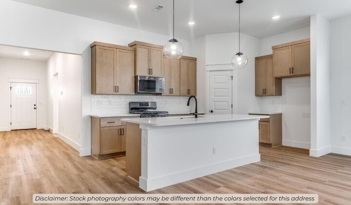 Property Photo:  1805 Ferguson Street  AR 72751 