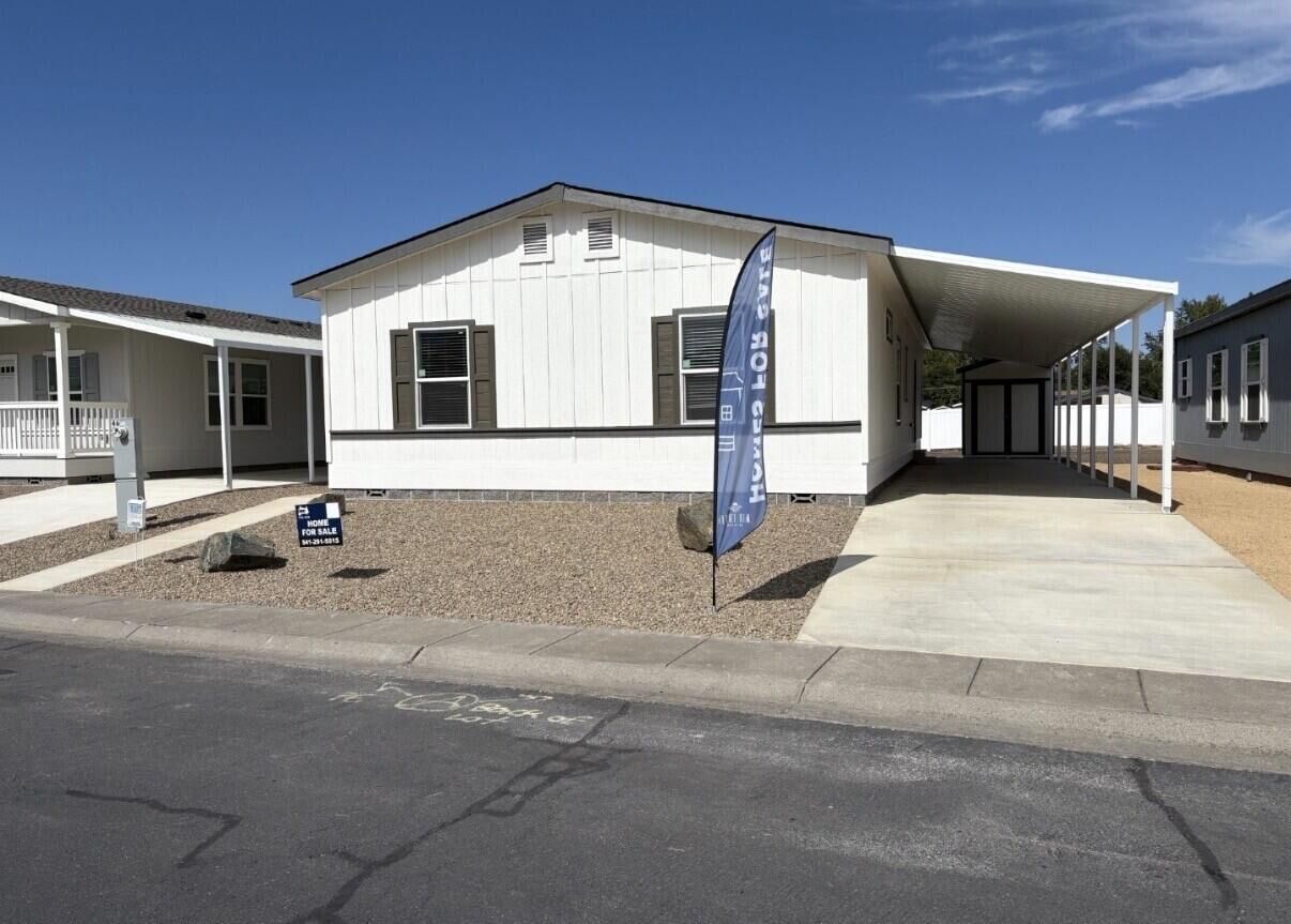 Property Photo:  93 Northridge Terrace 45  OR 97501 