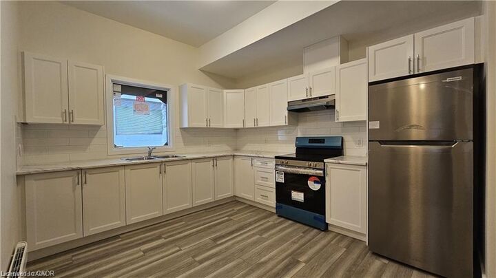 Property Photo:  363 Front Street  ON K8N 2Z9 