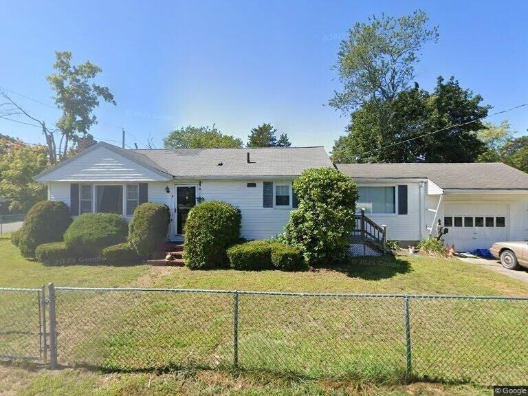 Property Photo:  6 Macdougall Court  MA 02190 