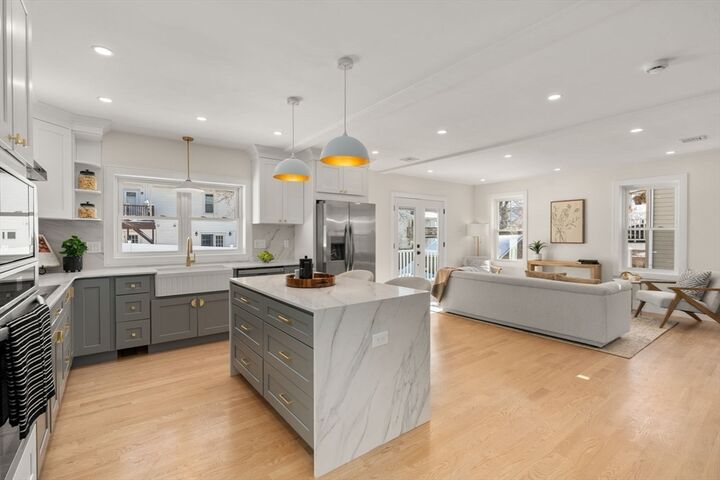 Property Photo:  22 Morton St 22  MA 02472 