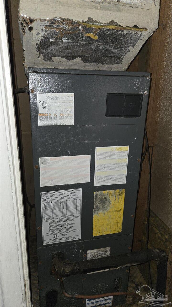 Property Photo:  7075 Ben Sasser Dr  FL 32506 