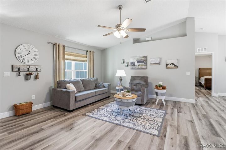 Property Photo:  8776 N Athens Drive  FL 34433 