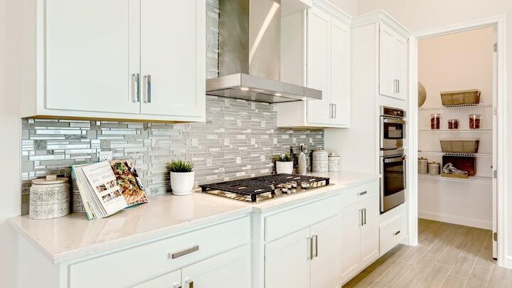 Property Photo: 500 SE Fascino Circle FL 34987