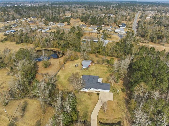 Property Photo:  678 E Telephone Road E  LA 70611 