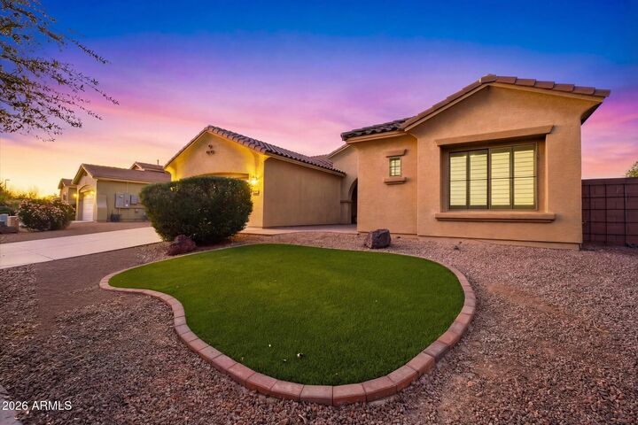 Property Photo:  2984 E Coconino Drive  AZ 85298 