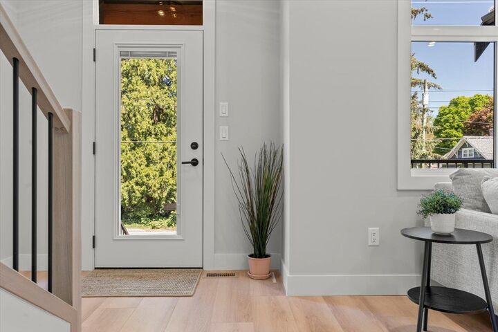 Photo de la propriété: 46106 Riverside Drive 2 BC V2P 3K9