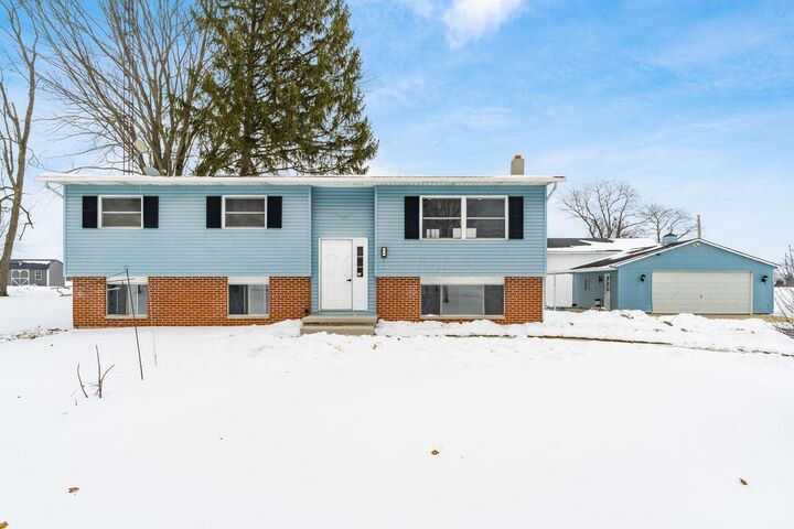 Property Photo:  13260 Tollgate NW Road  OH 43147 