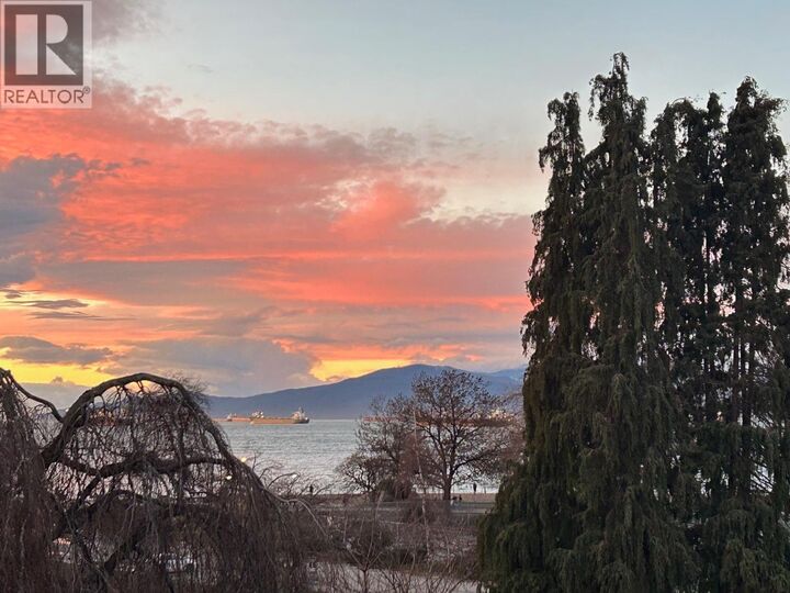 Property Photo:  1480 Arbutus Street Ph  BC V6J 3W8 