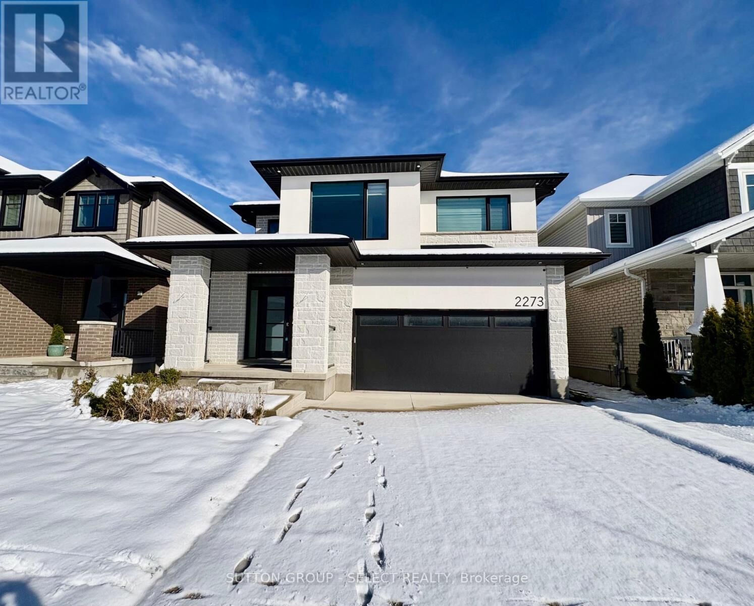 Property Photo:  2273 Tokala Trail  ON N6G 0V8 