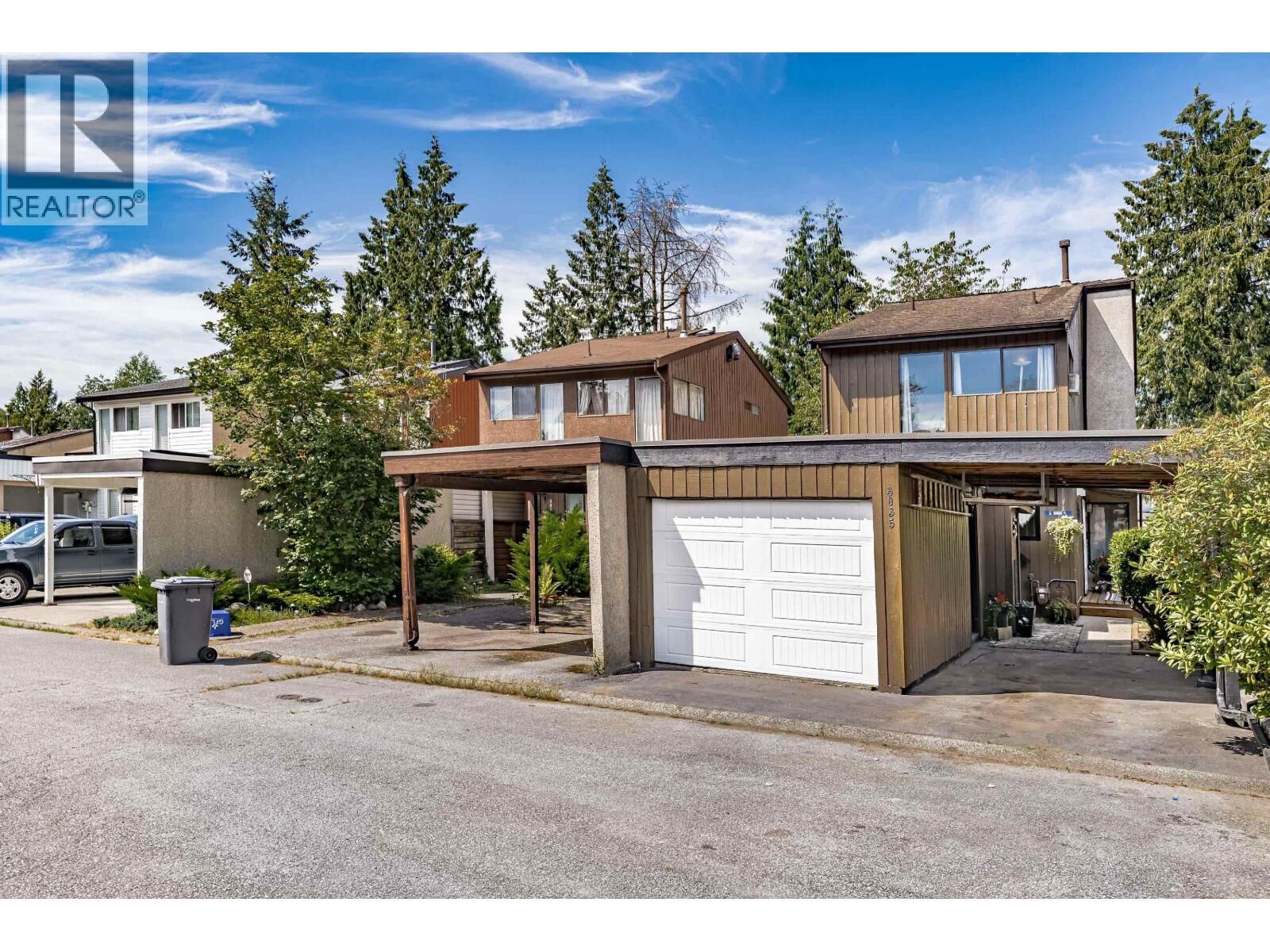 Property Photo: 3035 Ashbrook Place BC V3C 4A8