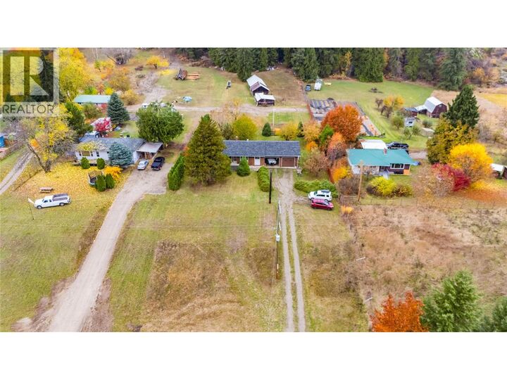 Property Photo:  1535 Highway 3A Highway  BC V1N 4M7 