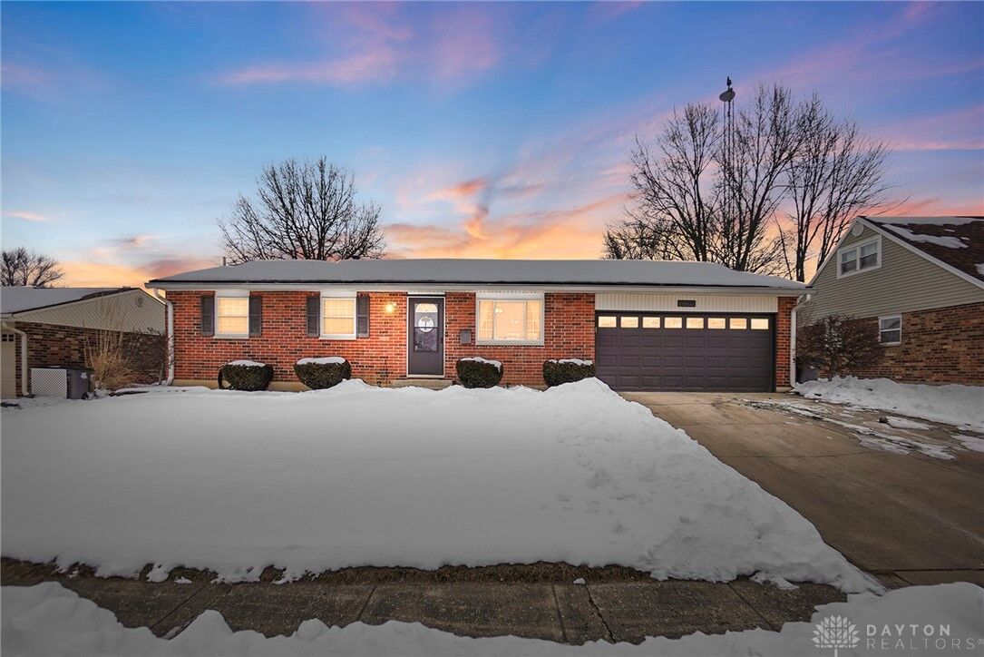 Property Photo:  1257 Gettysburg Drive  OH 45373 