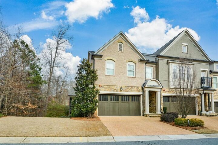 Property Photo: 601 Abbington River Lane GA 30339