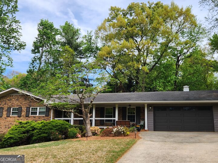 Property Photo: 2478 Brookhurst Drive GA 30338
