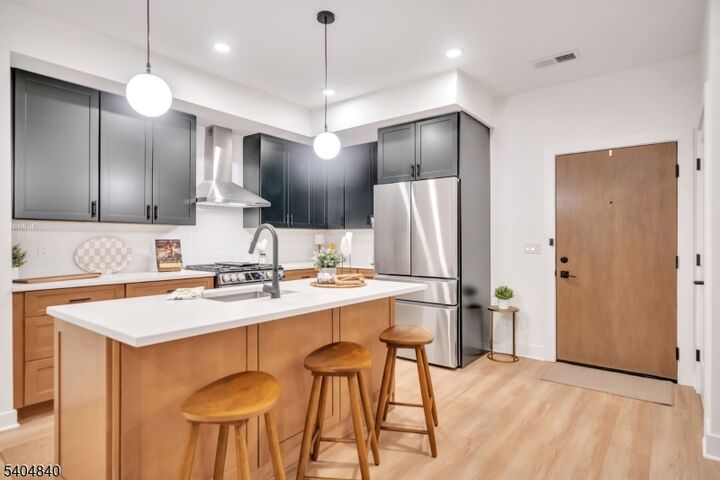 Property Photo: 206 Encampment Ct NJ 07082