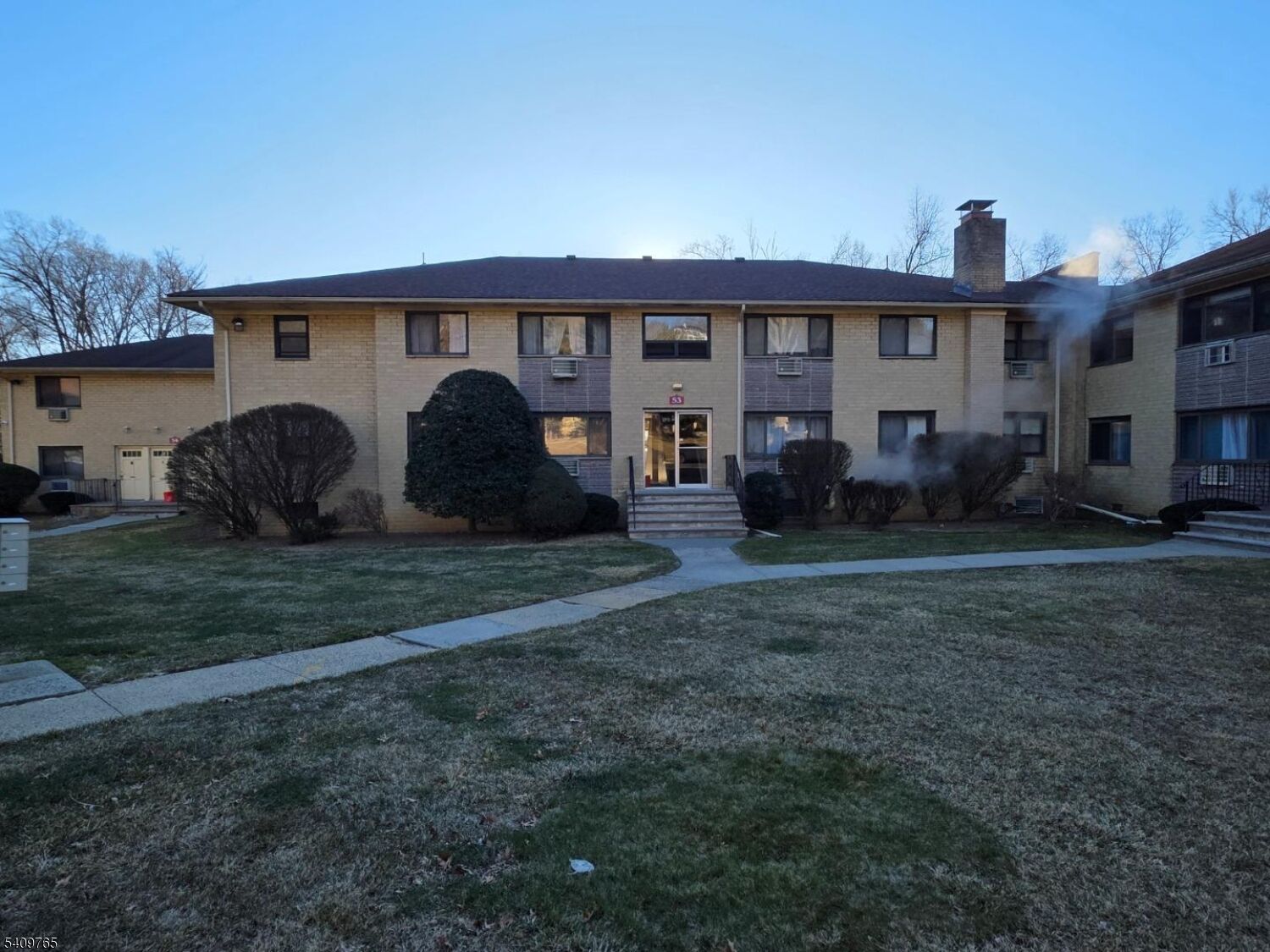 Property Photo:  401 US Highway 22 F  NJ 07060 