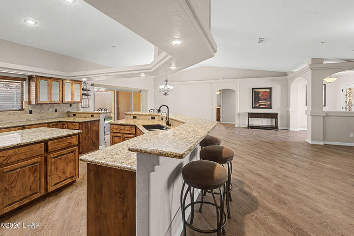 Property Photo: 1720 Sailing Hawk Dr AZ 86404