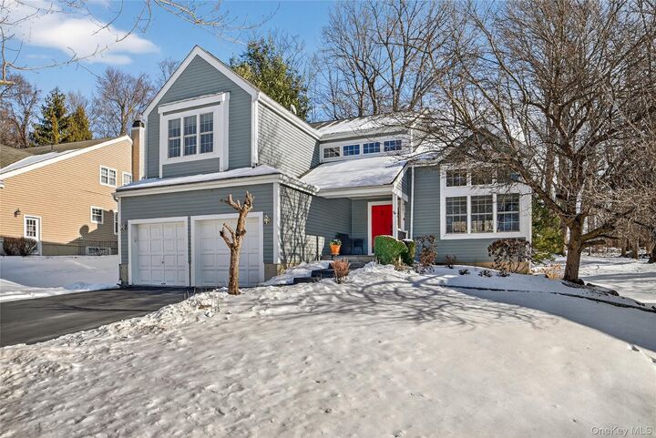 Property Photo:  305 Rockwood Court  NY 10598 