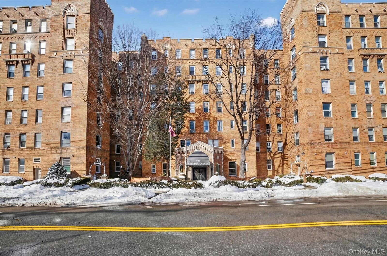 Property Photo:  219 Bronx River Road 4N  NY 10704 