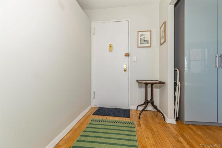 Property Photo:  121 Highland Avenue S 5F  NY 10562 