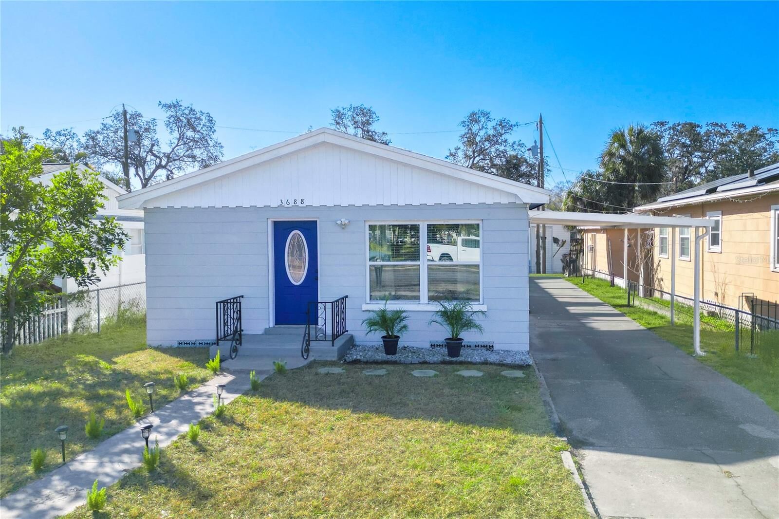 Property Photo:  3688 58th Avenue N  FL 33714 