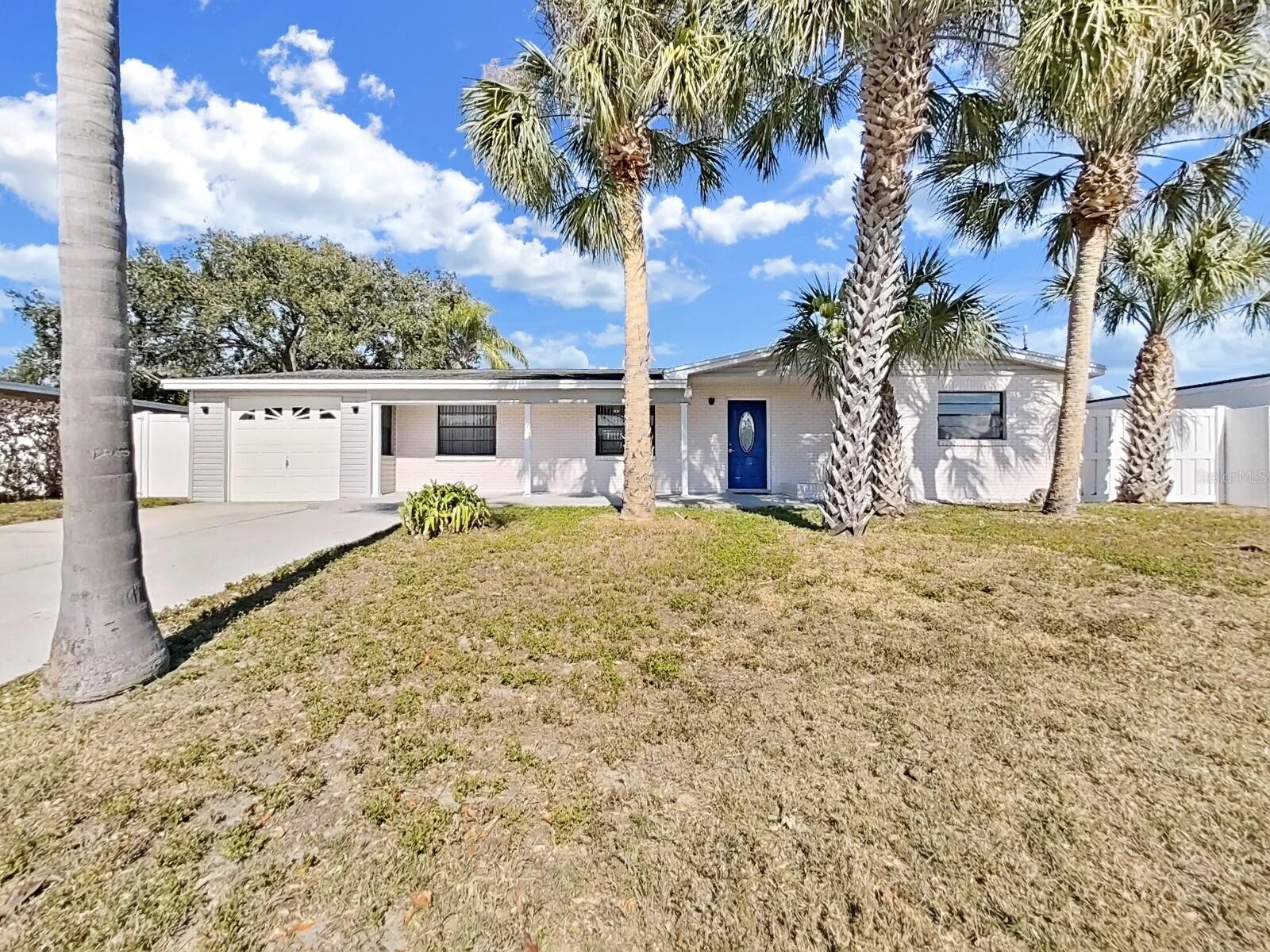 Property Photo:  10711 Dowry Avenue  FL 33615 
