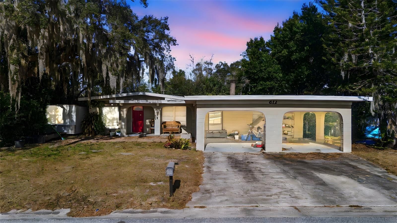 Property Photo:  612 Baywood Drive  FL 32773 