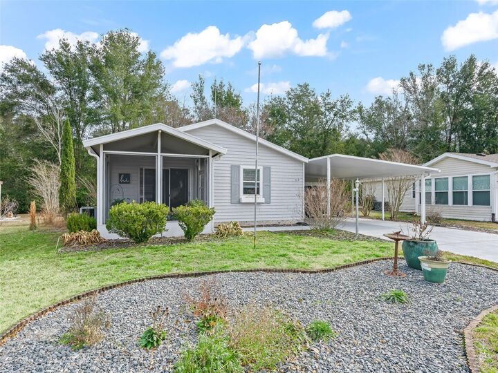 Property Photo:  1227 E Schwartz Boulevard  FL 32159 