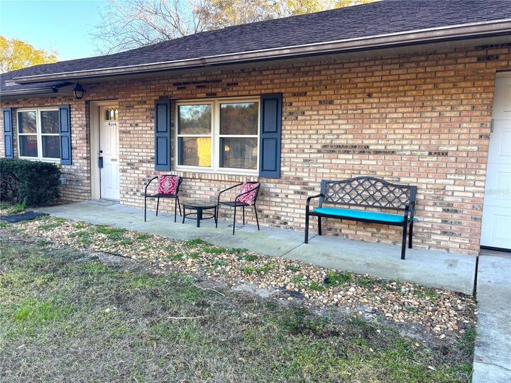 Property Photo:  4008 SE 61st Place  FL 34480 