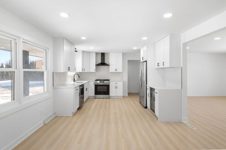 Property Photo:  1734 Rosedale Court  IL 60506 