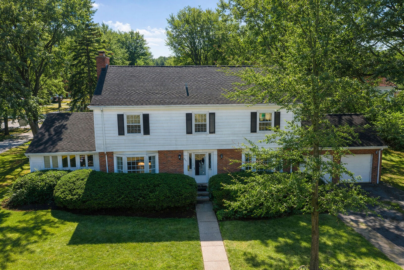 Property Photo: 3701 Foster Street IL 60203