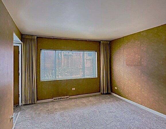 Property Photo:  7338 N Winchester Avenue C  IL 60626 