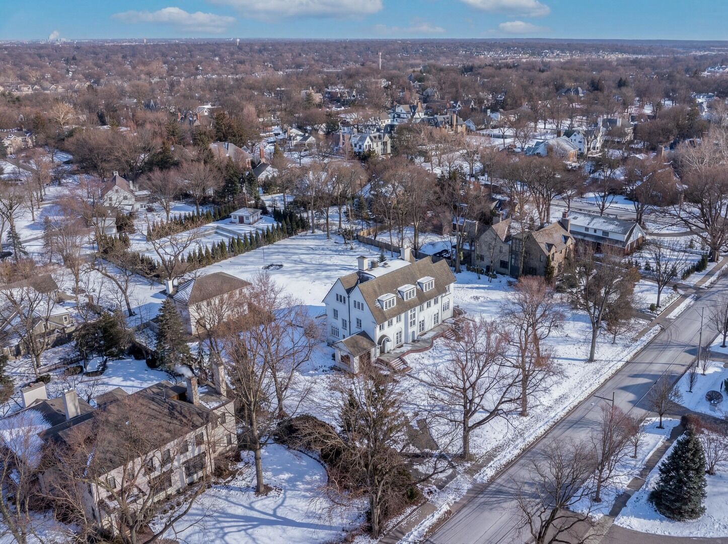 Property Photo:  625 S County Line Road  IL 60521 