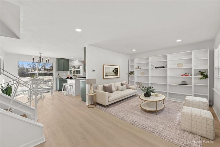 Property Photo: 1309 Radcliffe Lane IL 60193