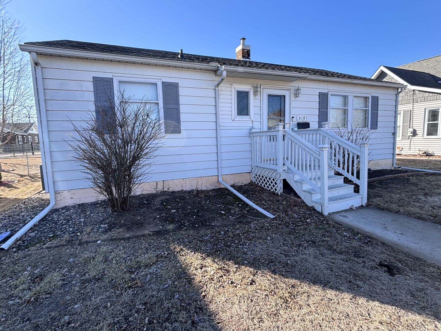 Property Photo:  918 14th Avenue  IL 61252 