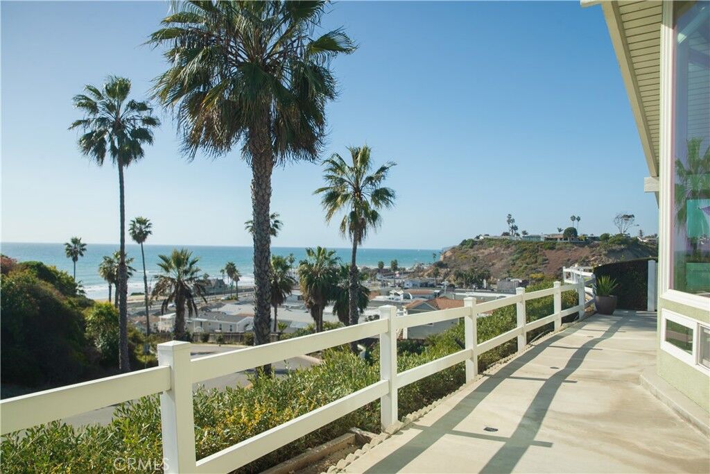 Property Photo:  326 Camino San Clemente  CA 92672 