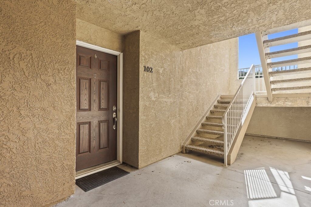 Property Photo: 2320 Del Mar 102 CA 92882