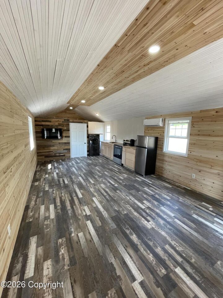 Property Photo:  143 Commercial Ln -  WY 82729 