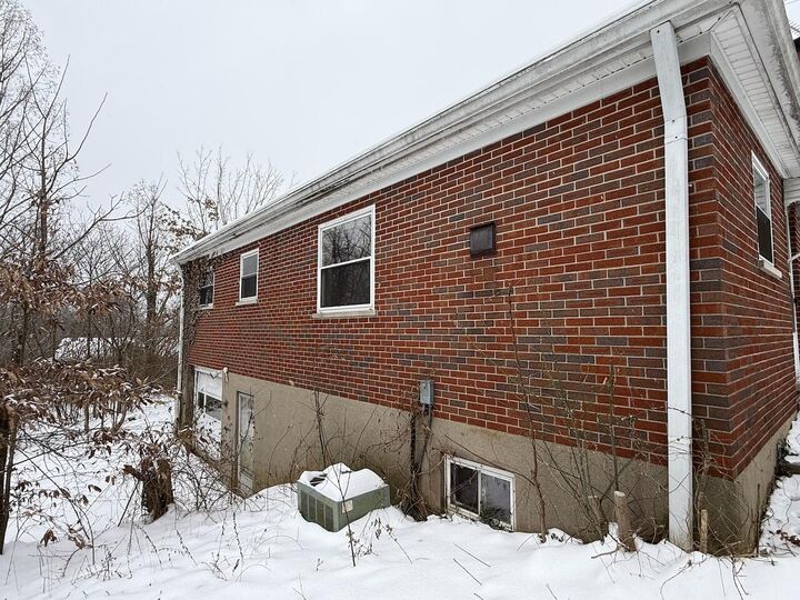 Property Photo:  352 Rose Drive  KY 41001 