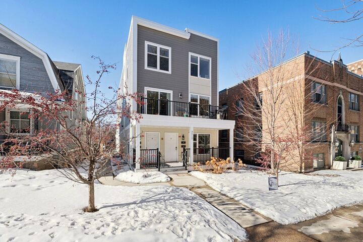 Property Photo:  3512 Dupont Avenue S  MN 55408 