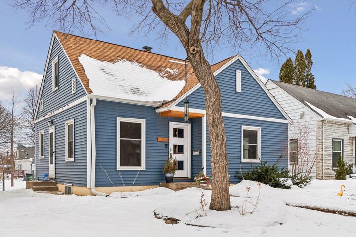 Property Photo:  3554 Fillmore Street NE  MN 55418 