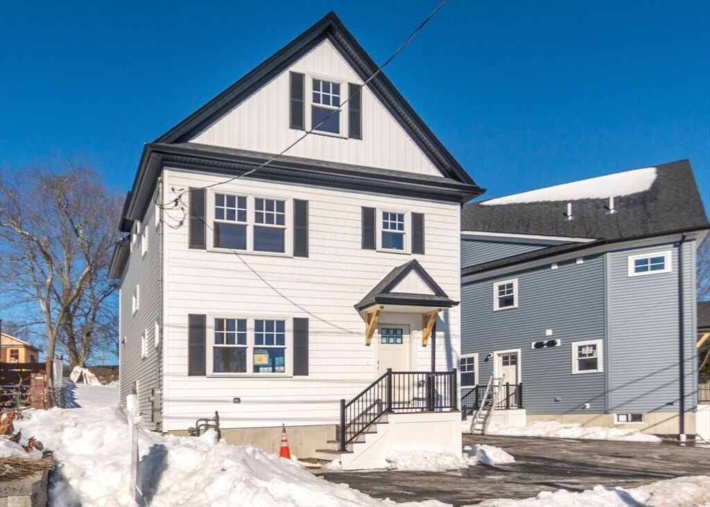 Property Photo:  89 Hardy Pond Road  MA 02452 